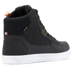 TCX Mood 2 All Weather Gore-Tex Boots Black / White / Green -RST Boots Shop tcx mood 2 gore tex o01 black 3